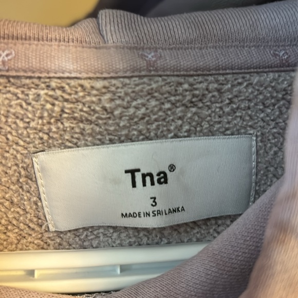 Aritzia TNA Hoodie - Picture 2 of 2